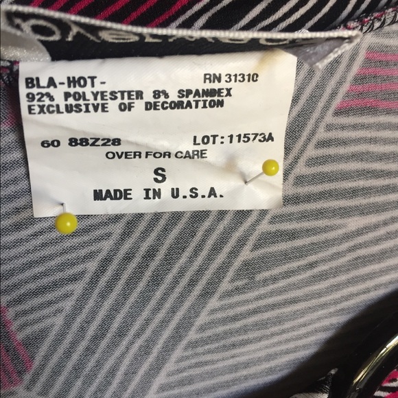 🍒 5/$20 Byerwear Blouse Short Sleeve Top - Picture 10 of 10